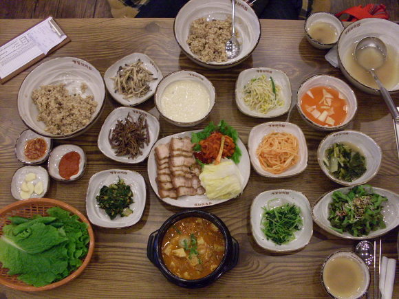 명동보쌈보리밥 이미지