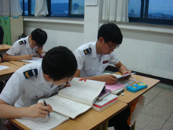 우석정밀 이미지