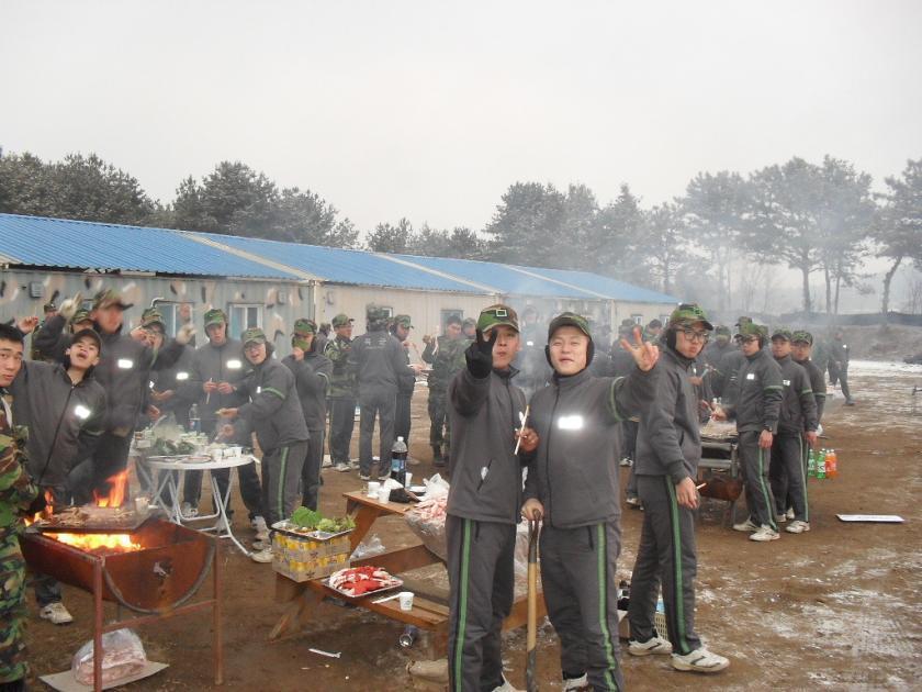 삼겹살은 요래 먹어야 제맛!!! 부럽죠???... | 인스티즈