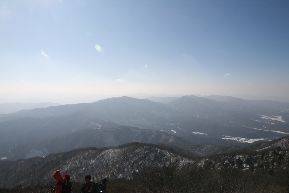 정상에서 바라본 오대산 방향 이미지