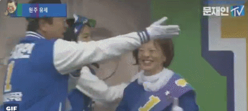 신박한 더불어민주당 선거운동.GIF | 인스티즈