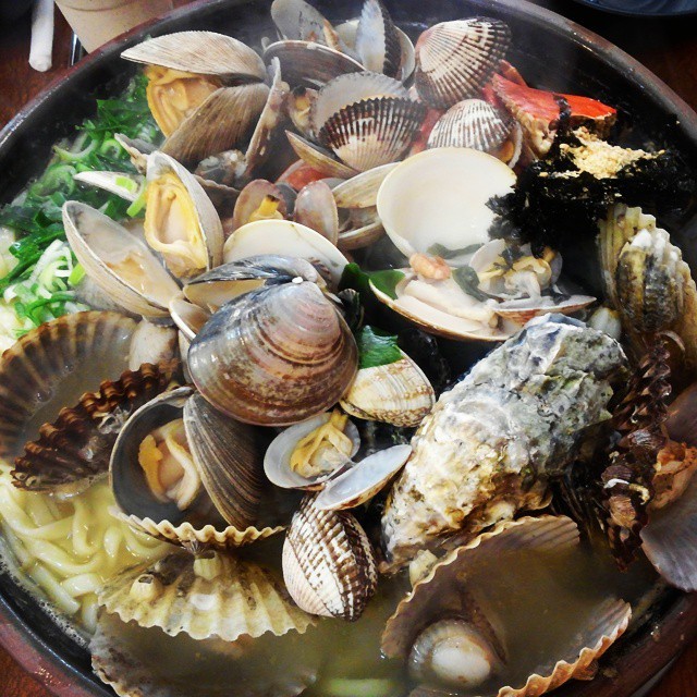 김해에 흔한 해물칼국수 | 인스티즈