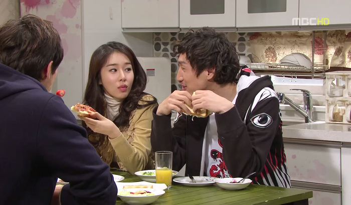 [지붕뚫고하이킥] 세상에 어떤 남자가 가만 보고 있어요.jpg | 인스티즈