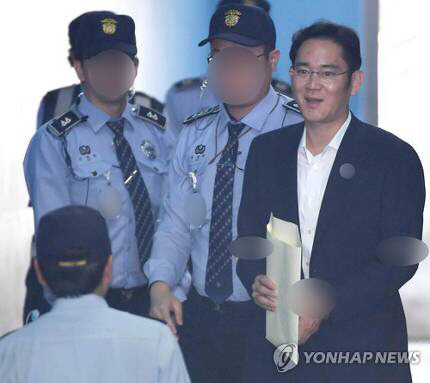 오늘자 싱글벙글 이재용.jpg | 인스티즈