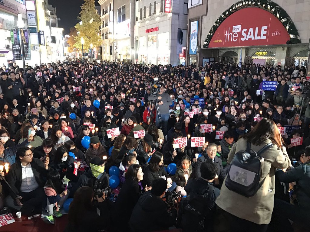 오늘자 문재인 대구 촛불.jpg | 인스티즈