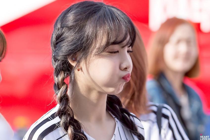 [트와이스] 혼자서도 잘노는 귀여운 바보 나연이 | 인스티즈