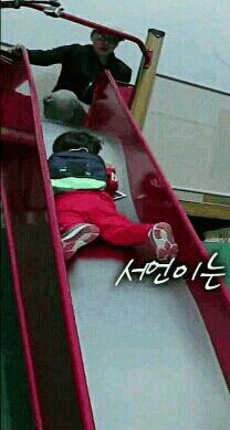 [슈퍼맨이돌아왔다] [이서언] 서언이가 내려올땐 무슨 자세? | 인스티즈
