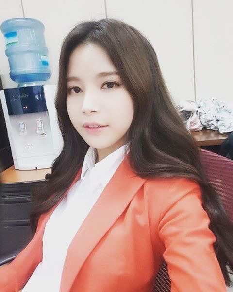 2016 첫 솔라 | 인스티즈