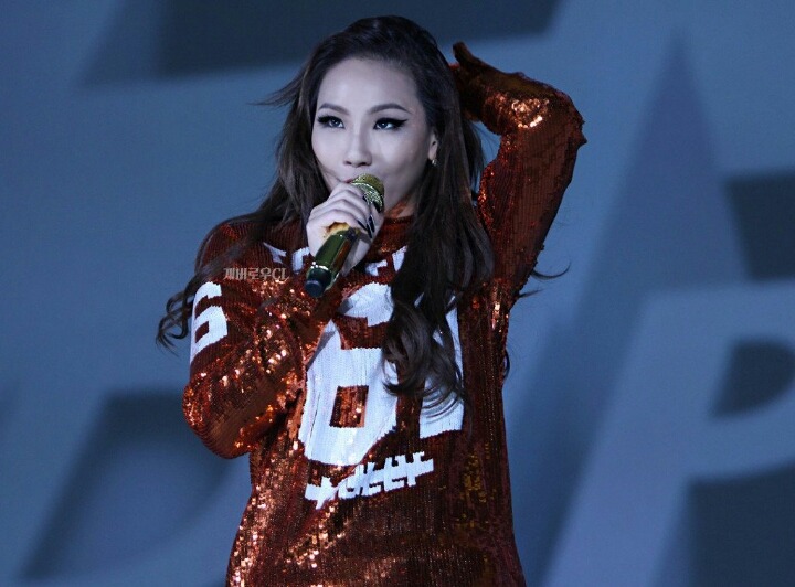 가수들이 개인적으로 소장하는 마이크 모음 | 인스티즈