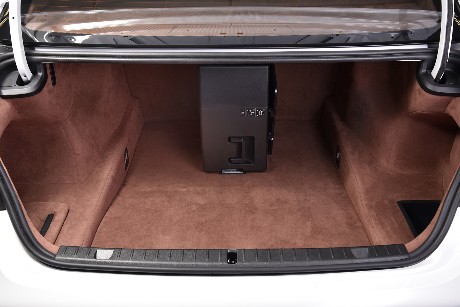 BMW 750Li xDrive Solitaire and Master Class Edition | 인스티즈