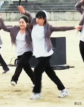 [데이터주의] 흔한 배우들의 춤실력.gif | 인스티즈