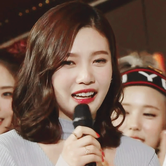 레드벨벳 조이.GIF | 인스티즈