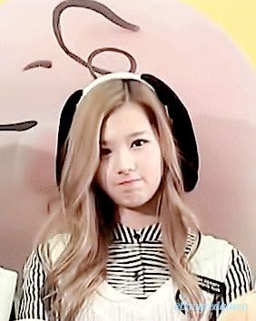 트와이스 사나.gif | 인스티즈