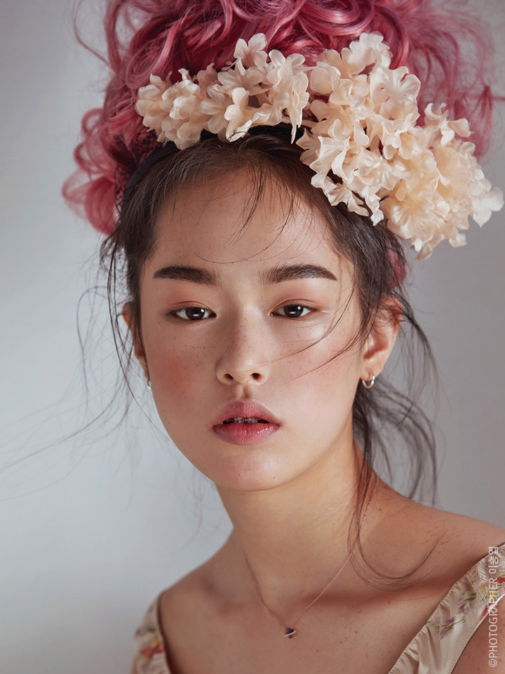 SNS에서 설리, 블랙핑크 제니 닮은걸로 화제모은 2001년생 모델 | 인스티즈