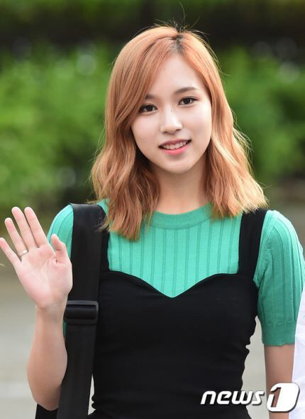 눈뜨고 찾아보면 트와이스 미나도 은근 허당..... | 인스티즈