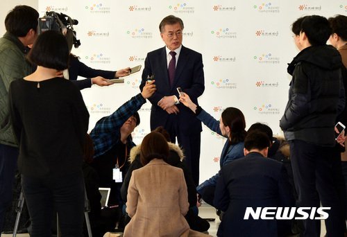 오늘도 열일한 문재인 | 인스티즈