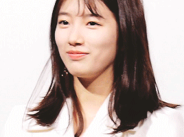 수지는 사랑입니다 gif | 인스티즈
