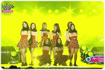 [데이터주의] 160930 뮤뱅 러블리즈 - Ah-Choo.gif | 인스티즈