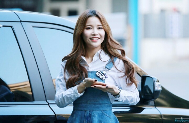 솔라는 예쁘솔라 | 인스티즈