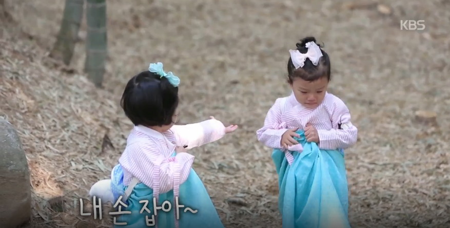 대박이 투블럭함 ㅋㅋㅋㅋㅋ (누나들이 벌레 무서워하자 누나들 지키는 대박이 ㄷㄷㄷ) | 인스티즈