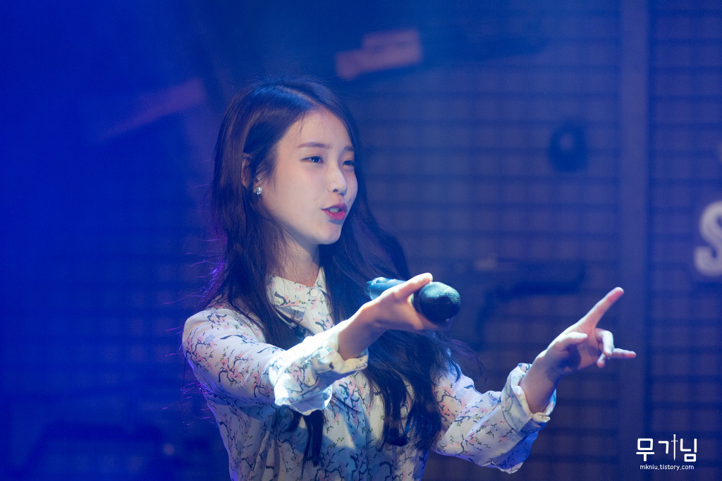 [2016.03.01] 서든어택 결승 축하공연 아이유 B컷 by무기님 | 인스티즈