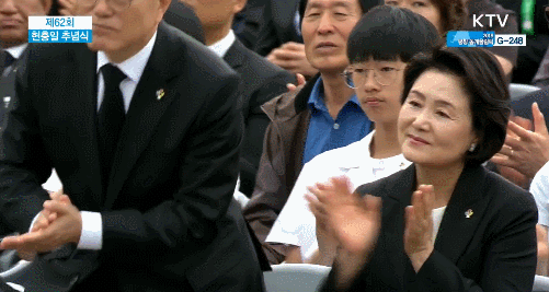 헐 극보수 아버지께서 대통령 보시더니 눈물흘림 ㄷㄷ | 인스티즈