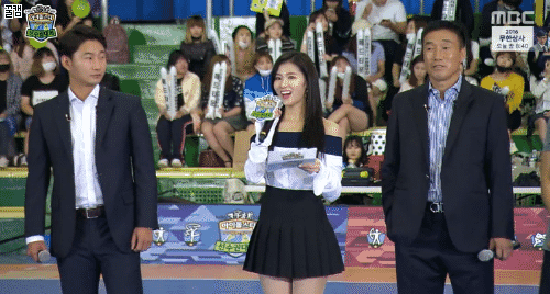 사나 계주.gif | 인스티즈