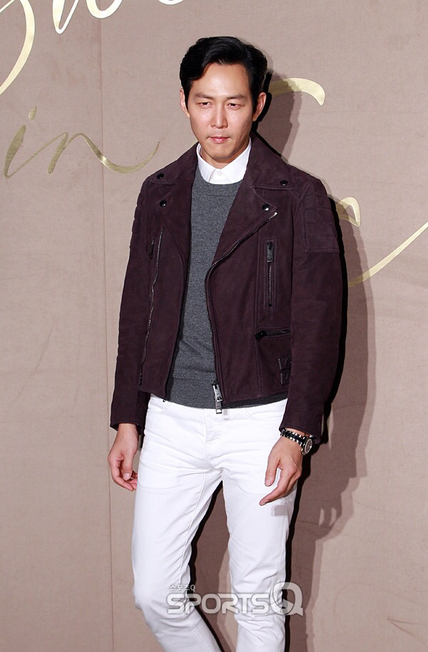 오늘자 버버리(BURBERRY) 행사에 참석한 연예인들.jpg | 인스티즈