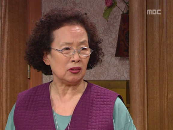 [거침없이하이킥] 순재에게 똥침당한 효자 준하.jpg | 인스티즈