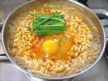 라면이 땡기는 밤 | 인스티즈