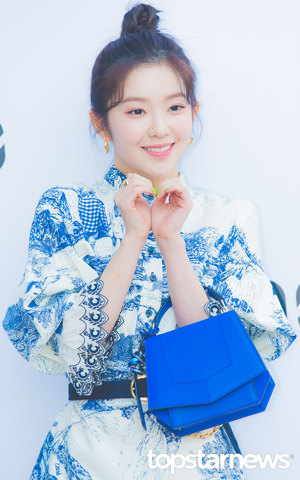 오늘자 똥머리 아이린.jpgif | 인스티즈