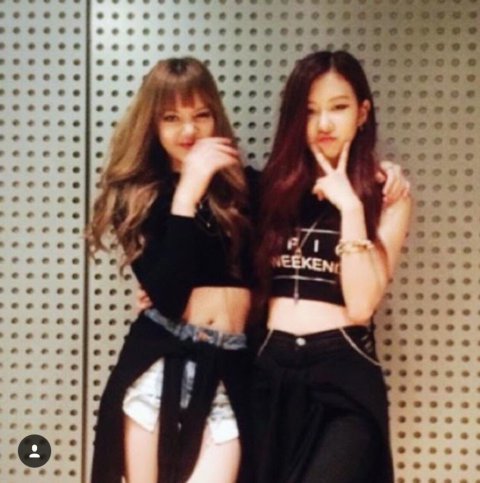 크롭탑이 잘 어울리는 블랙핑크.jpgif | 인스티즈