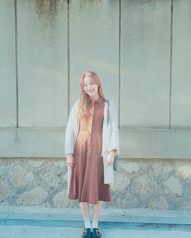 여자들이 이렇게만 입어 줬으면 (에이프릴 나은) | 인스티즈