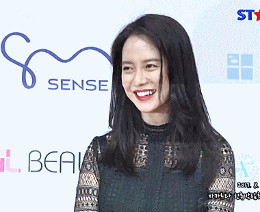 한류박람회 홍보대사로 위촉된 송지효 gif | 인스티즈