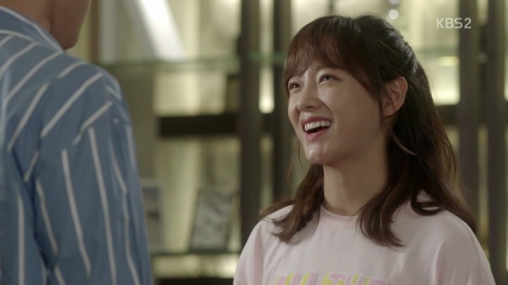 [학교2017] 짝사랑녀 보고싶어서 치킨 3번이나 시키는 돈많은 고딩.jpgif | 인스티즈