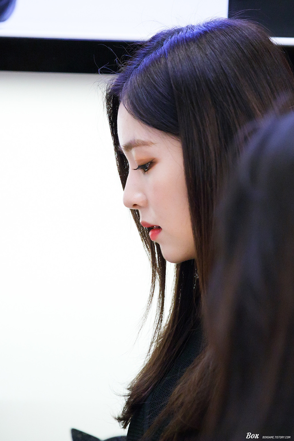 레드벨벳 아이린의 는 옆태.jpgif | 인스티즈