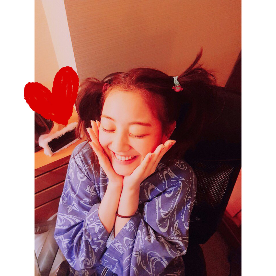오늘 폭풍업로드한 트와이스 지효인스타그램.jpg | 인스티즈