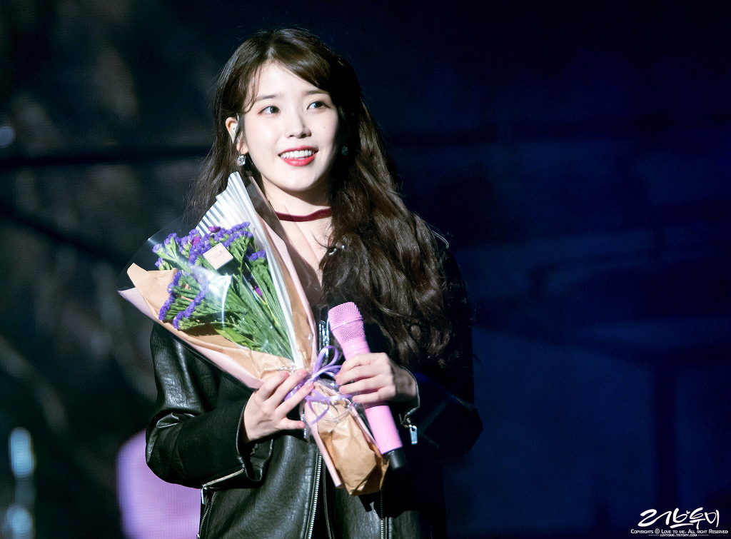 너무너무 예쁜 아이유.jpg | 인스티즈