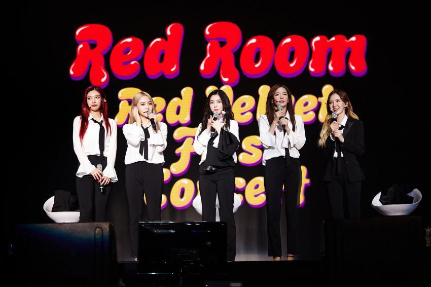 레드벨벳 레드룸 콘서트 8/20 기자회견 사진 | 인스티즈