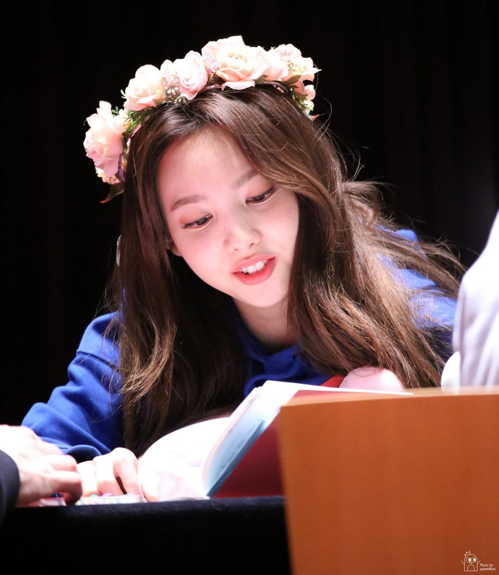 트와이스의 맏내 임나연.jpgif | 인스티즈