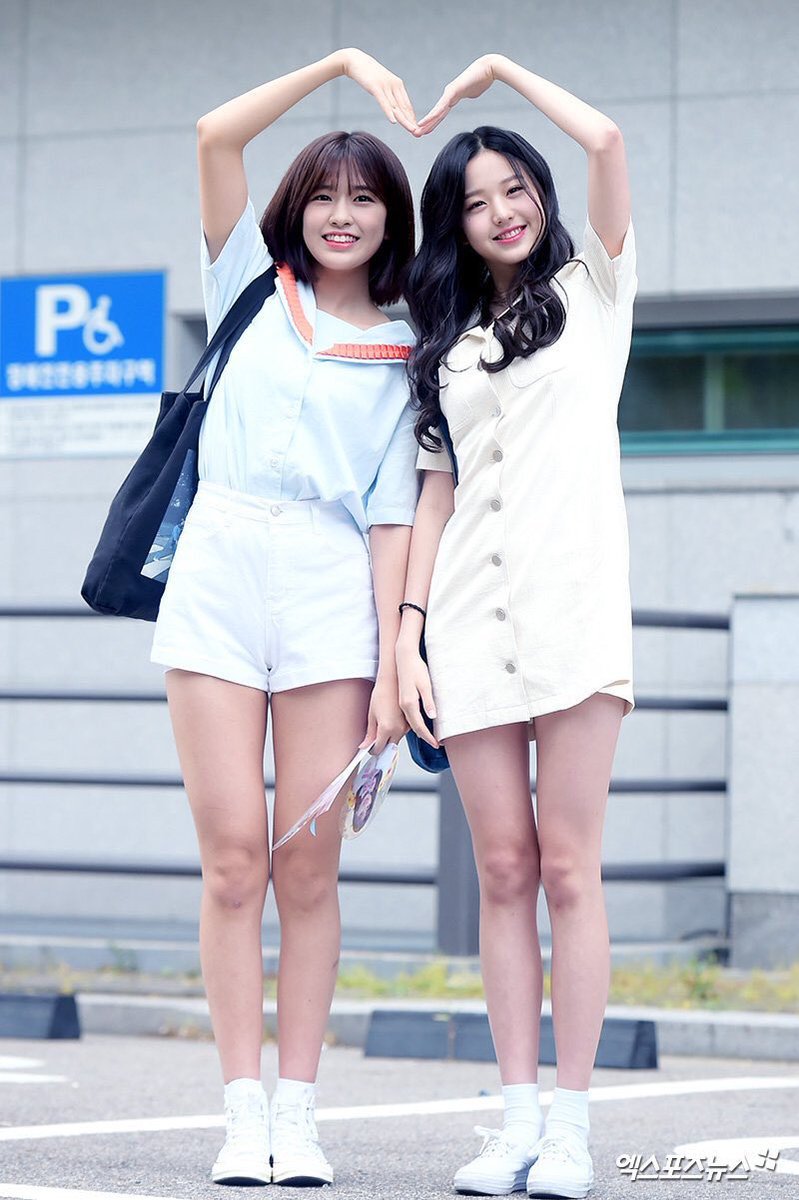 프로듀스48 만나이로 합쳐서 30 안넘는 장원영 안유진 피지컬.gif | 인스티즈