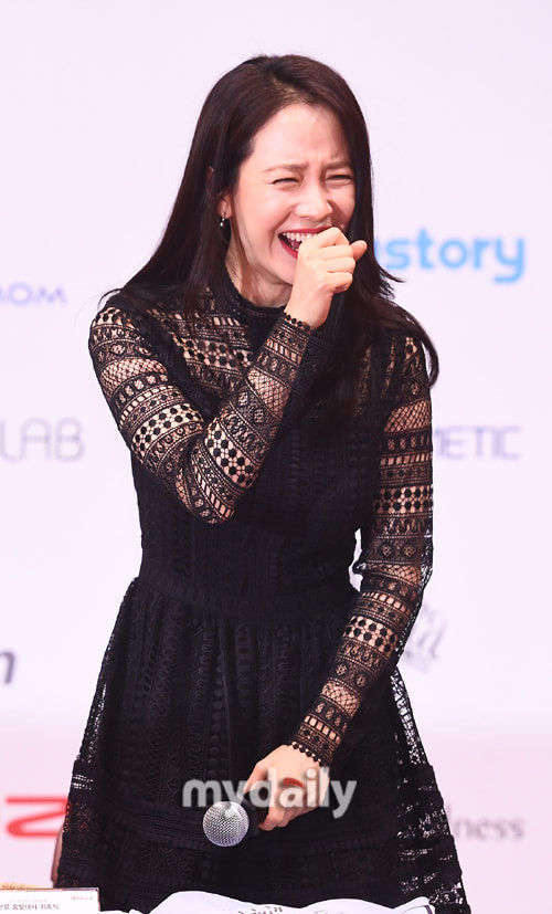송지효 “자카르타 홍보대사 위촉... 중소기업들에게 도움 주고 싶다” | 인스티즈
