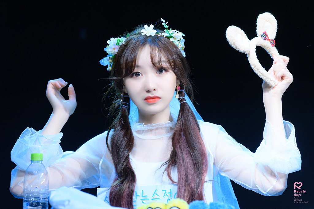 [러블리즈] 퇴근시간이 다가와서 수정이 | 인스티즈