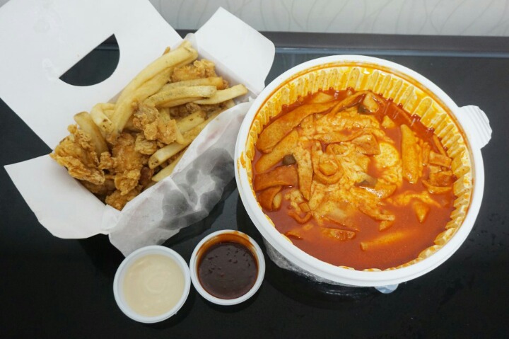 치킨과 떡볶이 환상 콜라보! 치킨떡볶이세트 치떡 gifjpg | 인스티즈