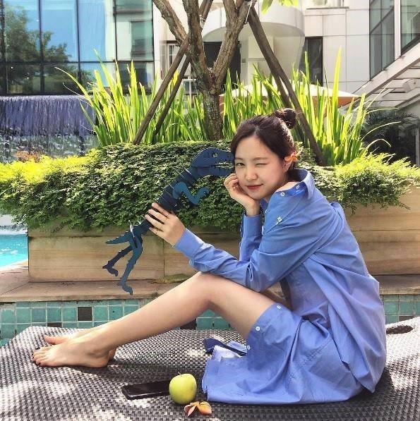 손나은 사복 | 인스티즈