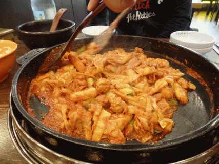 메인요리의 화룡점정이 되어줄 모든 볶음밥.gif | 인스티즈