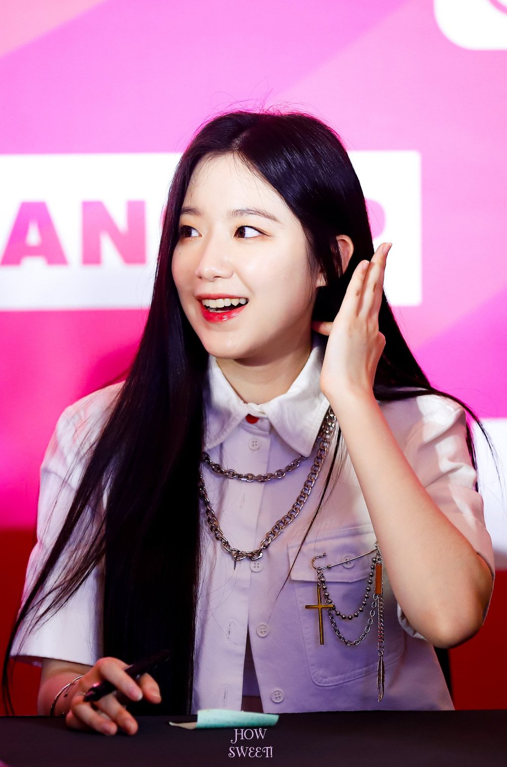 (여자)아이들의 비쥬얼담당 백설공주 슈화.jpgif (311장) | 인스티즈