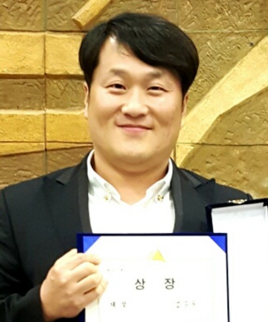 김*운 이미지
