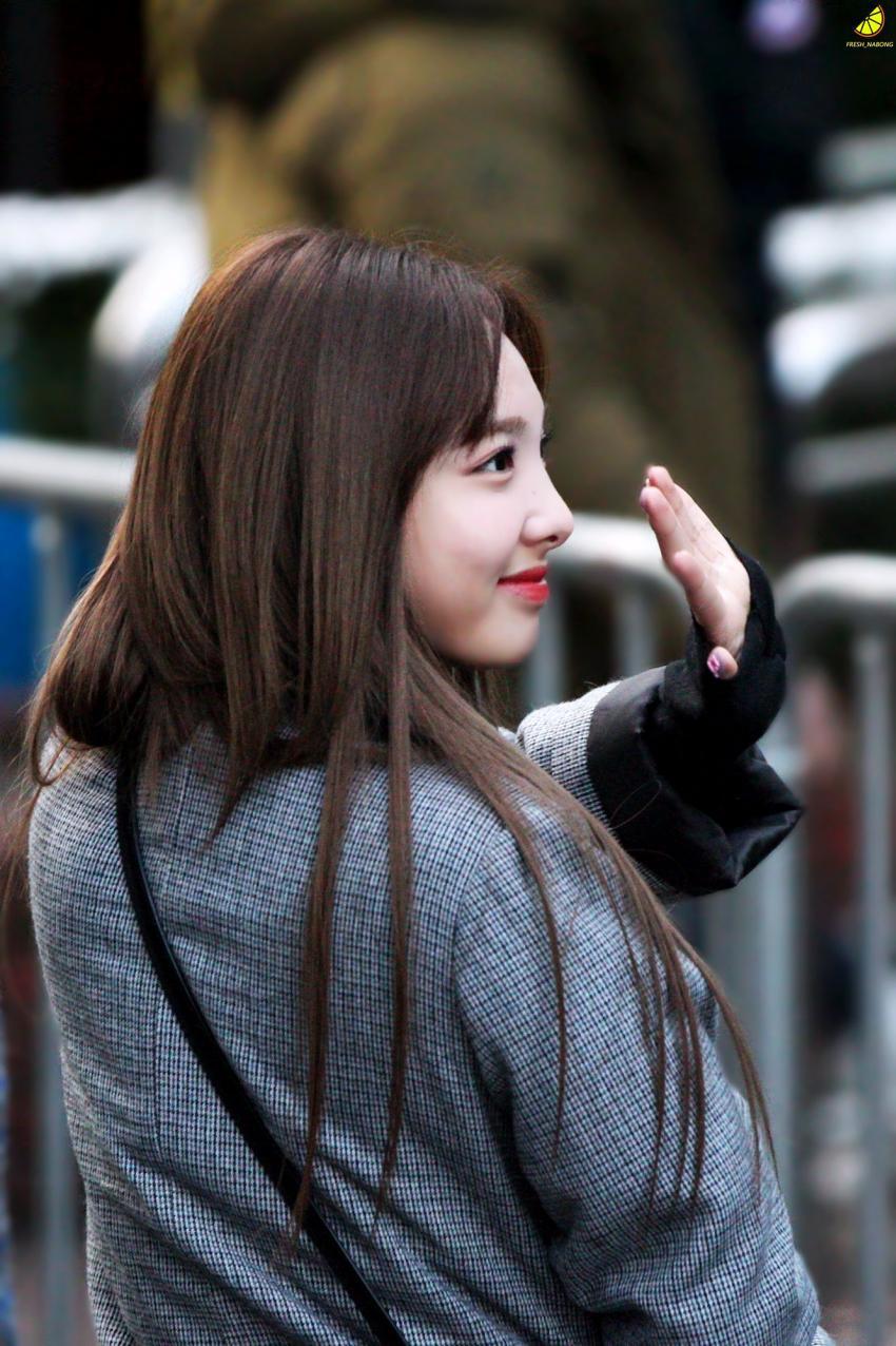 임나연 옆모습 | 인스티즈
