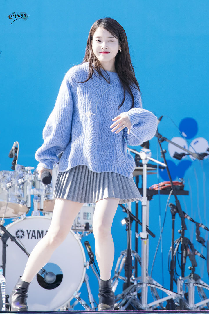 하늘하늘한 아이유.jpgif | 인스티즈